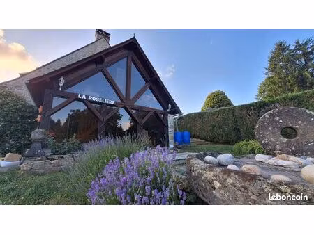 propriété de caractère 300m² avec étang privé 1 68 hectare gîte indépendant