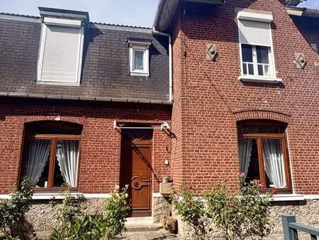 maison 7 pièces 110 m²