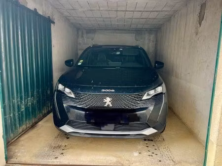 garage/box 15m2 près de pau