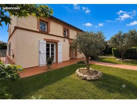 maison familiale avec piscine