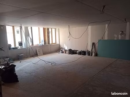 immeuble/maison de caractère de 400 m² – projet de 4 appartements – toiture neuve – semur-