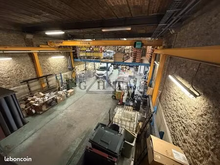 local industriel 640 m²