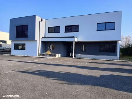bureau 365m2 avec parking