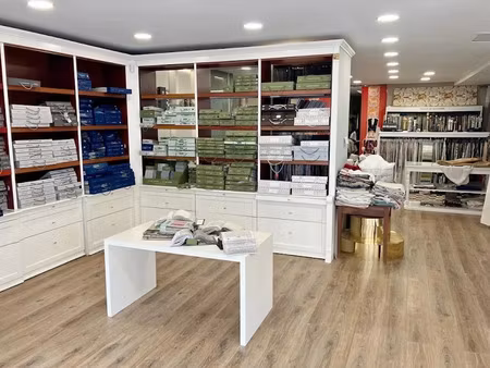 vente locaux professionnels 95 m² à angouleme (16000)  161 250 €