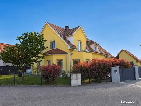 maison 6 pièces 200 m²