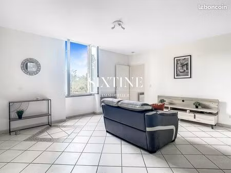 appartement 3 pièces 64 m²