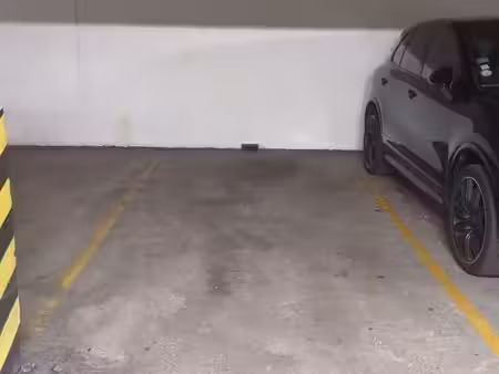 parking souterrain à louer