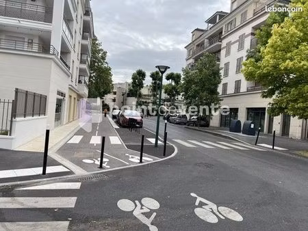 local commercial 120 m²