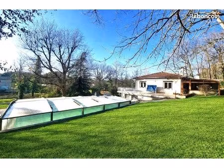 maison 5 pièces 137 m²