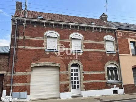 maison 5 pièces 121 m²