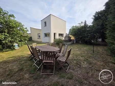 maison 4 pièces 95 m²