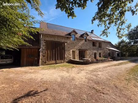maison autonome 266 m² — 5 chambres — cadre naturel exceptionnel