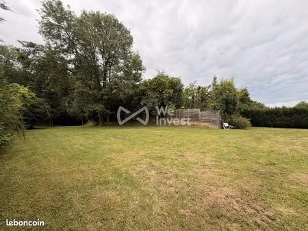 terrain 1060 m² coutevroult