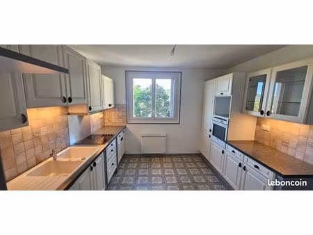 autun à louer – appartement 81 m² avec garage libre de suite