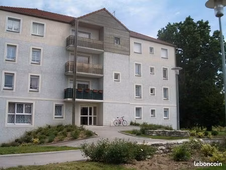 appartement 4 pièces 80 m²