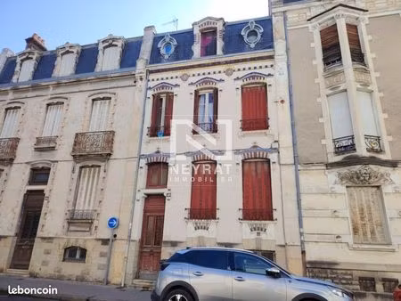 immeuble 7 pièces 138 m²