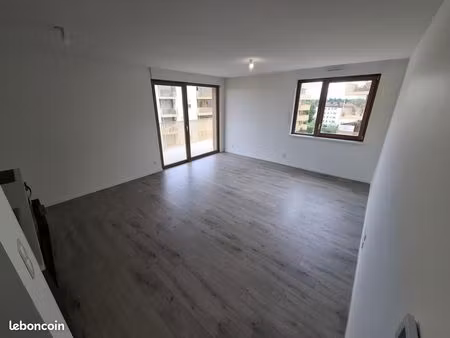 appartement 3 pièces 60 m²