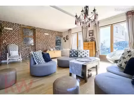 maison 7 pièces 169 m²