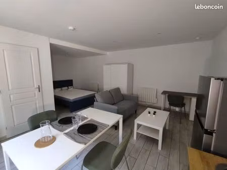 à louer – studio de standing meublé – quartier calme proche universités