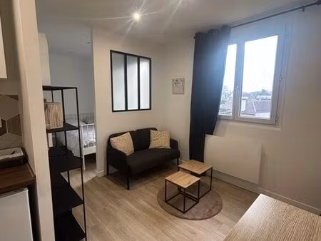 studio / 2 pièces rénovés meublé