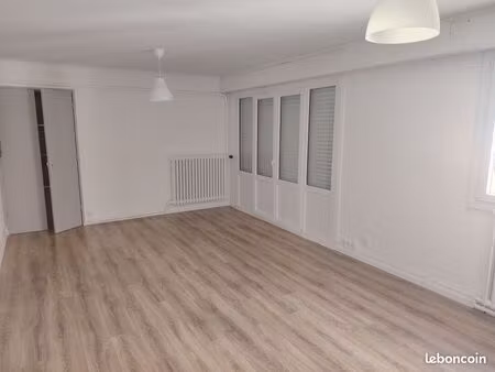 appartement on plain centre ville