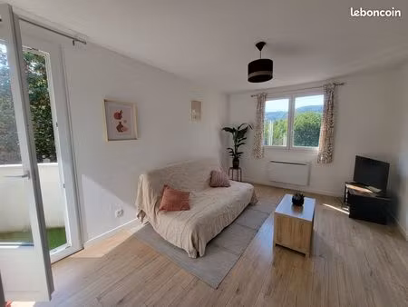 a louer - appartement meublé de 27m2 - eybens (rue aristide briand)