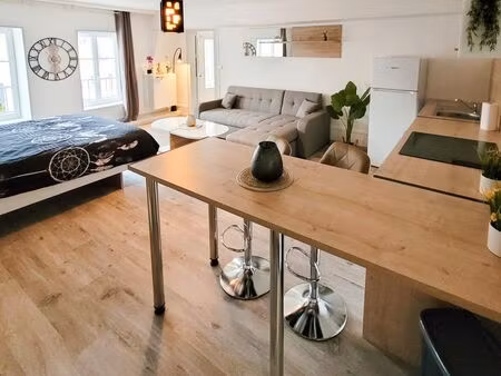 superbe studio meublé