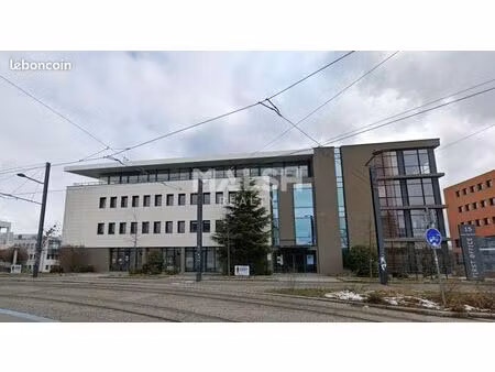 bureaux 145 m²