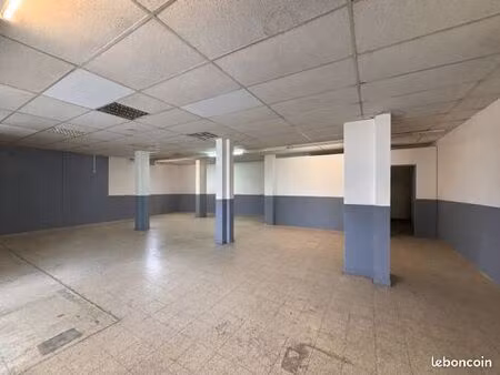 local commercial 110m2 boutique stockage entrepôt bureau