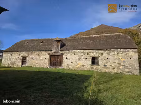 maison 1 pièce 295 m²