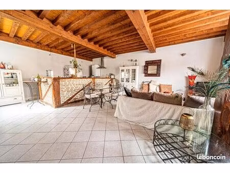 appartement 3 pièces 85 m²