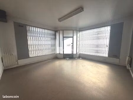 bureau 110 m²