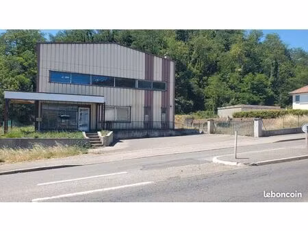 dépôt industriel 500 m2