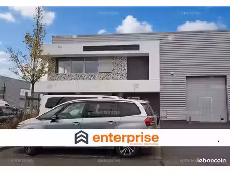 local d'activité 400 m²