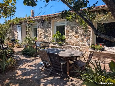 maison en pierres 73 m² – plain-pied – jardin – garage – bouguenais les couëts est – proch