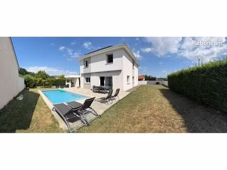 maison 5 chambres +piscine