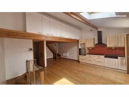 maison de ville 2 pièces 60 m²