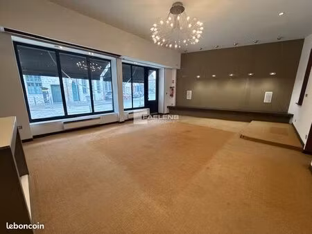 local commercial 70 m²