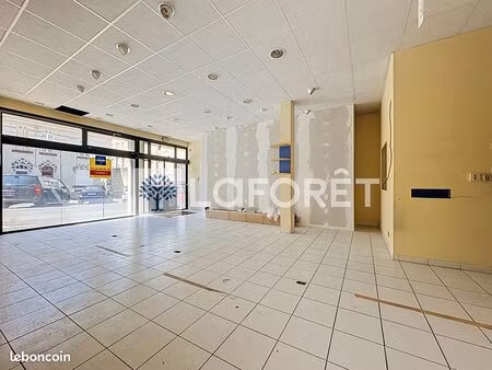 local commercial 121 m² thouars