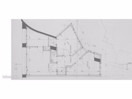 local commercial 35 m² avec vitrine — 100m mairie et métro — villeneuve d’ascq centre