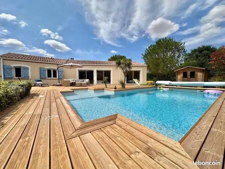 maison 6 pièces 150 m²