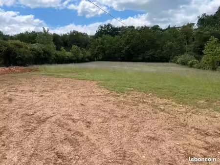 terrain 1 346 m² castres