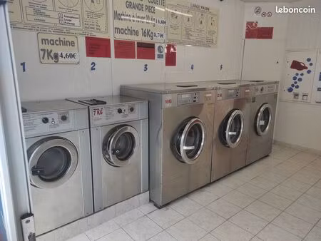 vend laverie automatique mur et fond