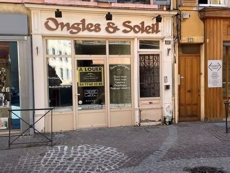 local commercial 35 m² charlieu