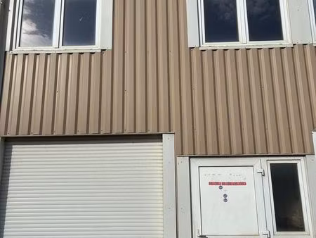 local d'activité brut 25m² a saint jory avec jardin