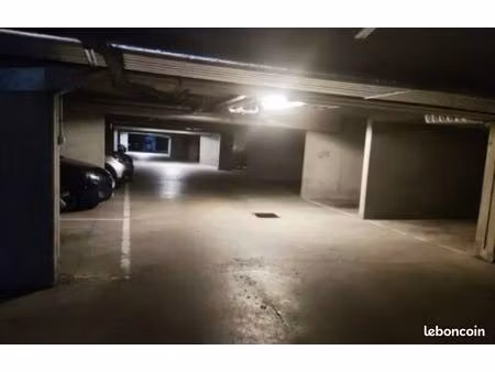 location place garage sous terrain
