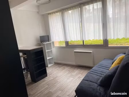studio meublé 23m2