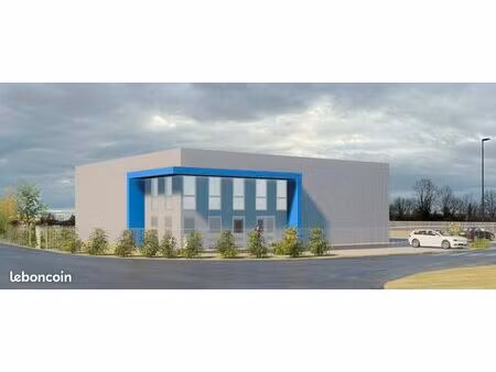 local d'activité 625 m²