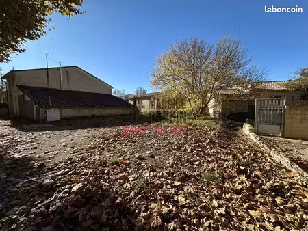 terrain 194 m² malemort-du-comtat