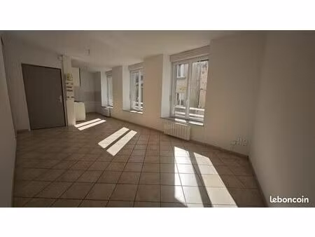 immeuble 181 m² saint-pal-de-mons